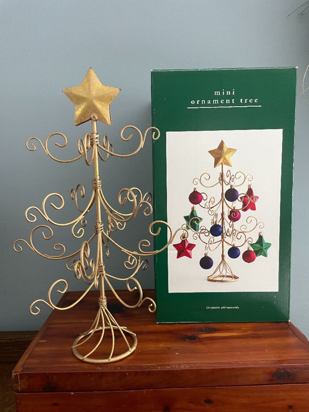 Pier 1 One Mini Ornament Holder Gold Tone Christmas Tree Miniature in Box